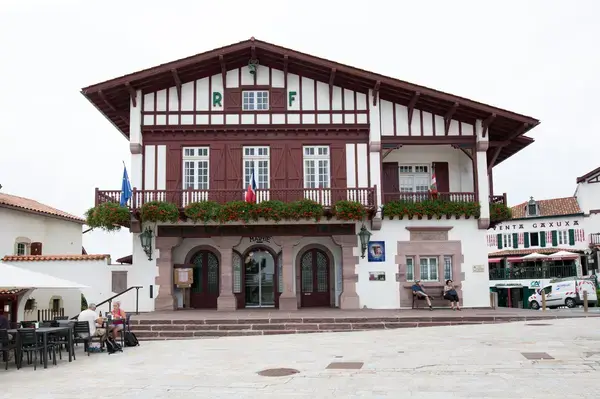 Monte Escalier Conseils Entreprise Monte escalier Bidart