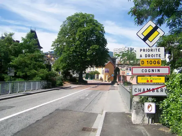 Monte Escalier Conseils Entreprise Monte escalier Cognin