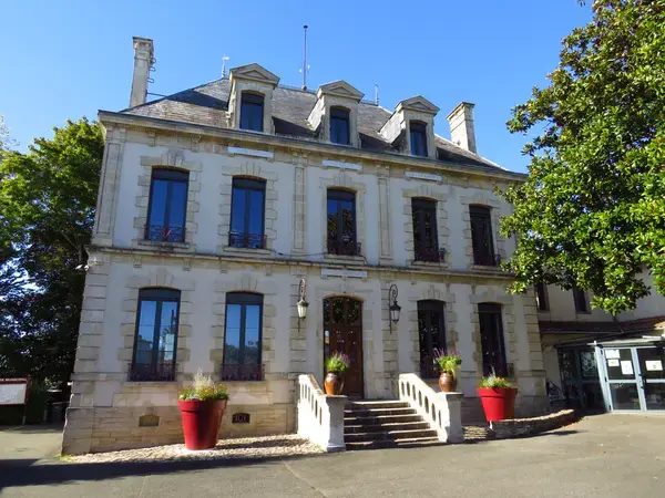 Monte Escalier Conseils Entreprise Monte escalier La Crèche