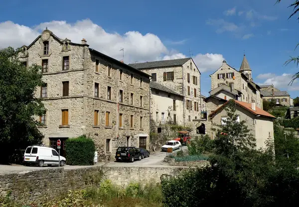Monte Escalier Conseils Entreprise Monte escalier Saint-Julien-Chapteuil